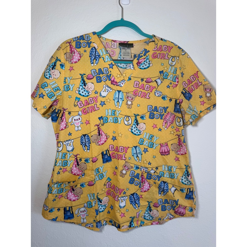 Cherokee Workwear Scrub Top Yellow Hey Baby Print V-Neck Pockets CK652 Large